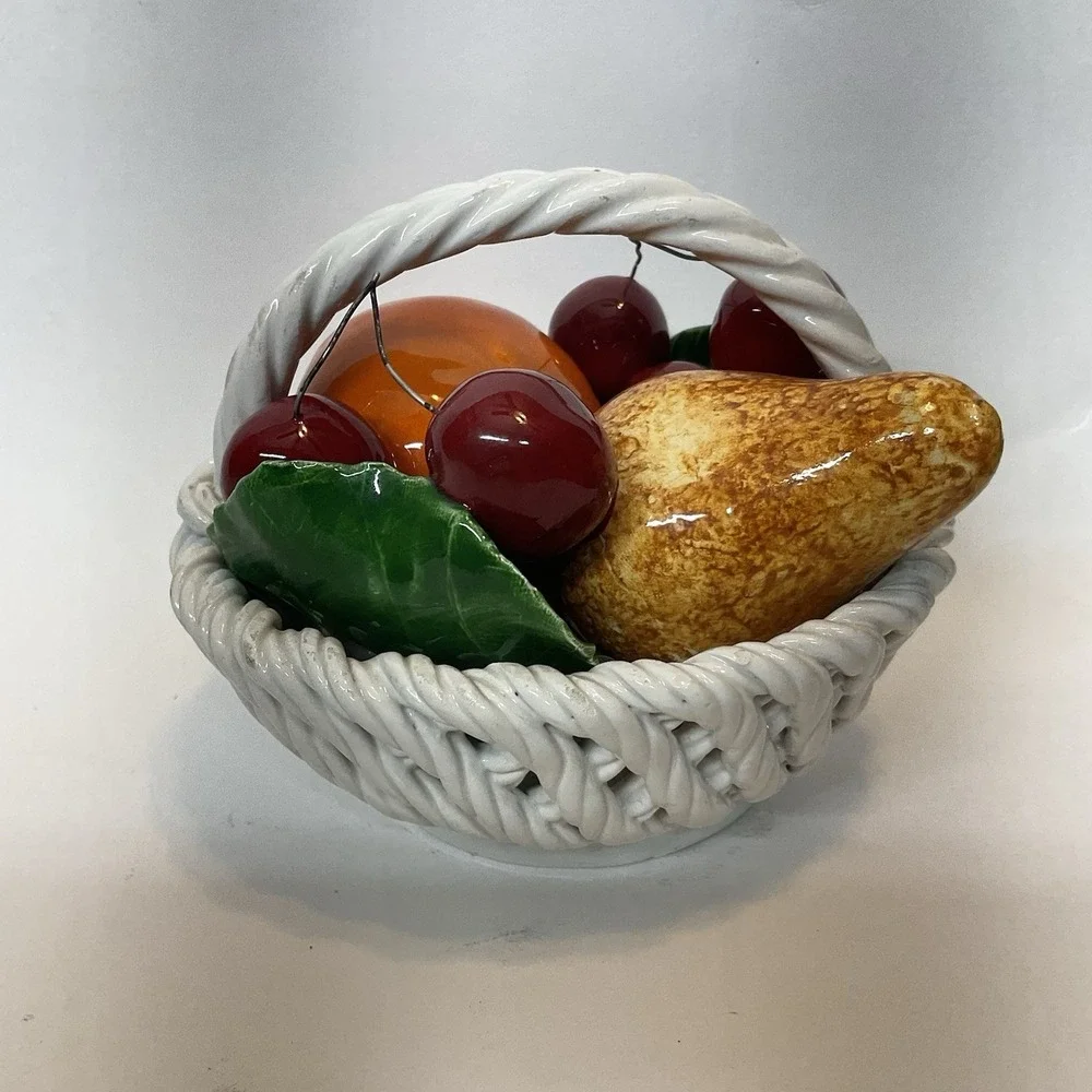 Vintage Bassano Capodimonte Style‎ Italian Italy Ceramic Fruit Basket Figurine